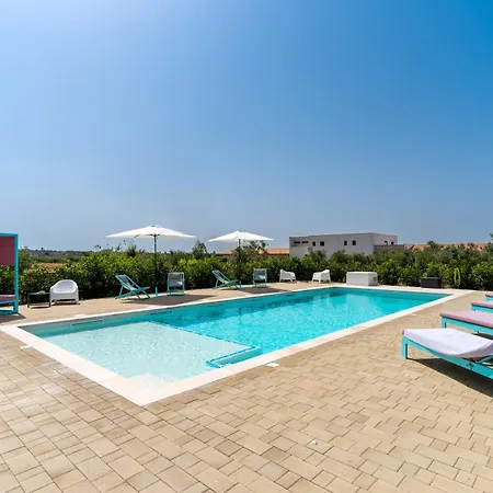 Apartamento Le Scuderie 3 *