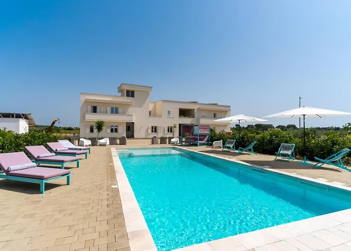 Le Scuderie 3 Galatone